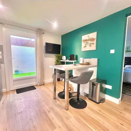 Maisonnette Cosy Avec Exterieur En Centre-ville